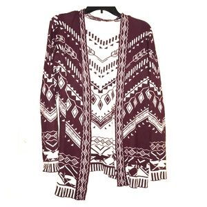 A maroon pink rose sweater/jacket :) 💗💗